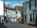TOTNES Courses for Adults - presents