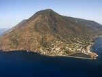 Scopri le Isole Eolie in barca a vela - Le sette perle del Mediterraneo - sailmood