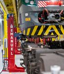 SCMSollevatori per veicoli ferroviari - Railway lifting columns - Evolving Lift Solutions