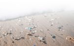 Inquinamento silenzioso - Chi contamina le coste pugliesi con i granuli di plastica? - Greenpeace