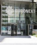 Il servizio di Best Execution per gli investitori retail - SEMPLICE SICURO IMPARZIALITÀ TRASPARENTE - Euronext