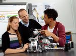 La robotica educativa - come percorso verticale e crosscurricolare Lisa Lanzarini
