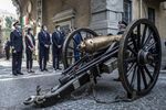 Liscate" &egrave; tornato a Roma ( pag. 4 e 5) - "il Rombo", ovvero radio-naja degli ex-artiglieri pratesi