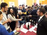 MAREDIVINO È LA GRANDE VETRINA DEI VINI DELLA PROVINCIA DI LIVORNO PROPOSTI IN DEGUSTAZIONE AL PUBBLICO DI OPERATORI E DI APPASSIONATI. È ...